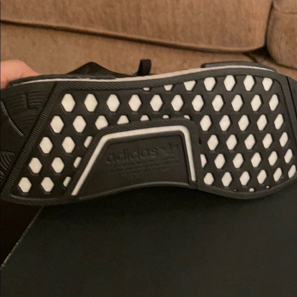 NMD R1 - Picture 4 of 5